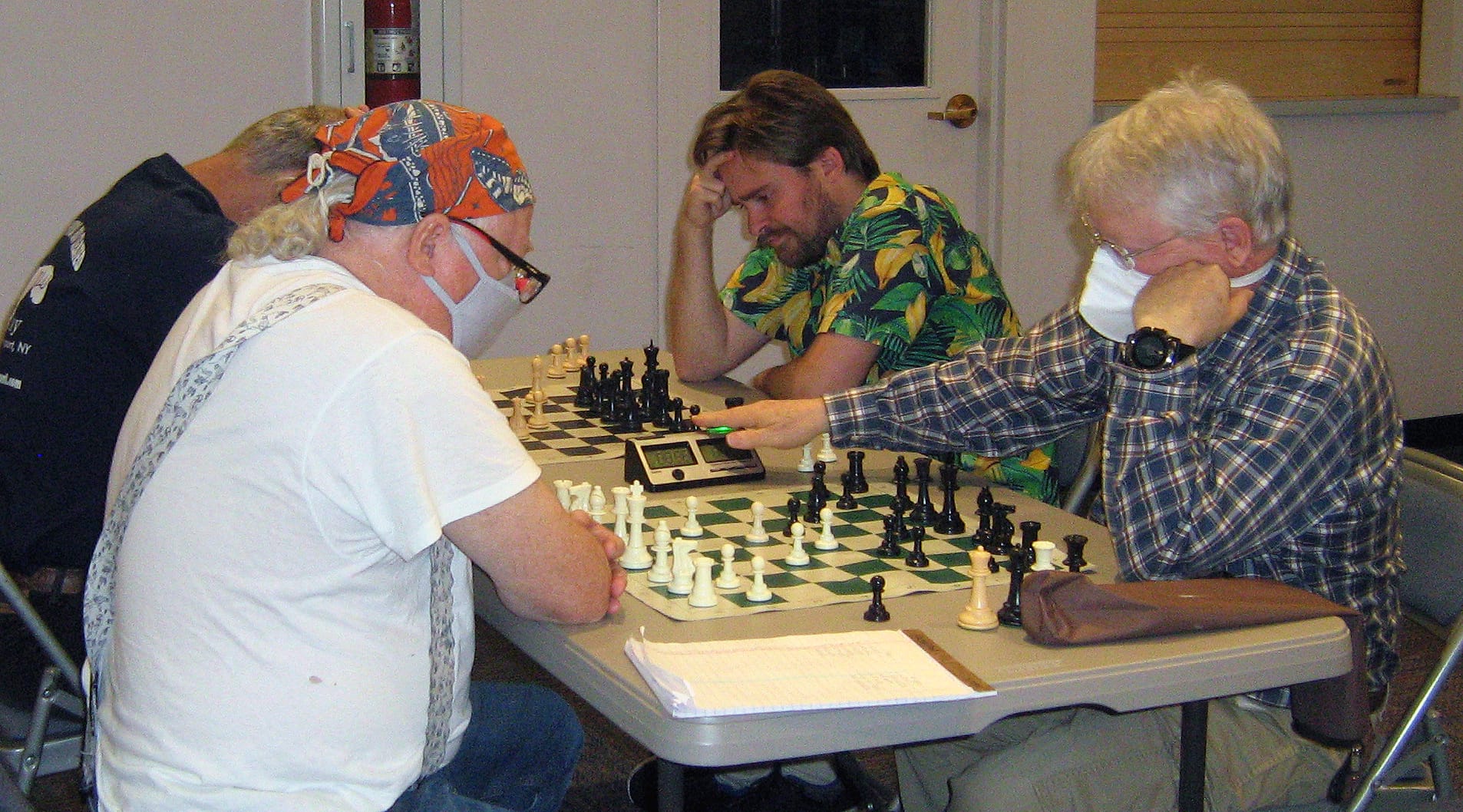 Deep Learning Machine Teaches Itself Chess in 72 Hours, Plays at